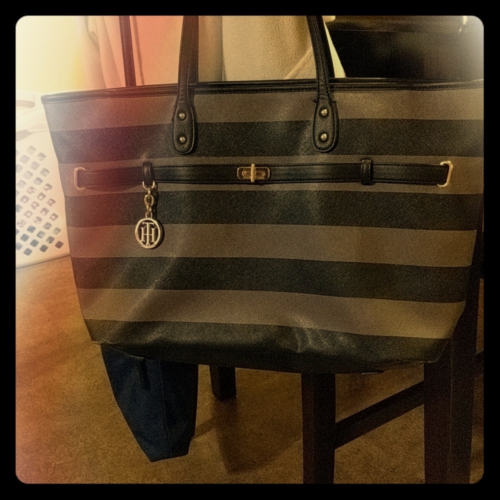 Tommy Hilfiger Purse
